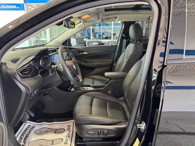 Used 2023 Buick Encore GX Essence w/ Experience Buick Package AWD/4WD image 7