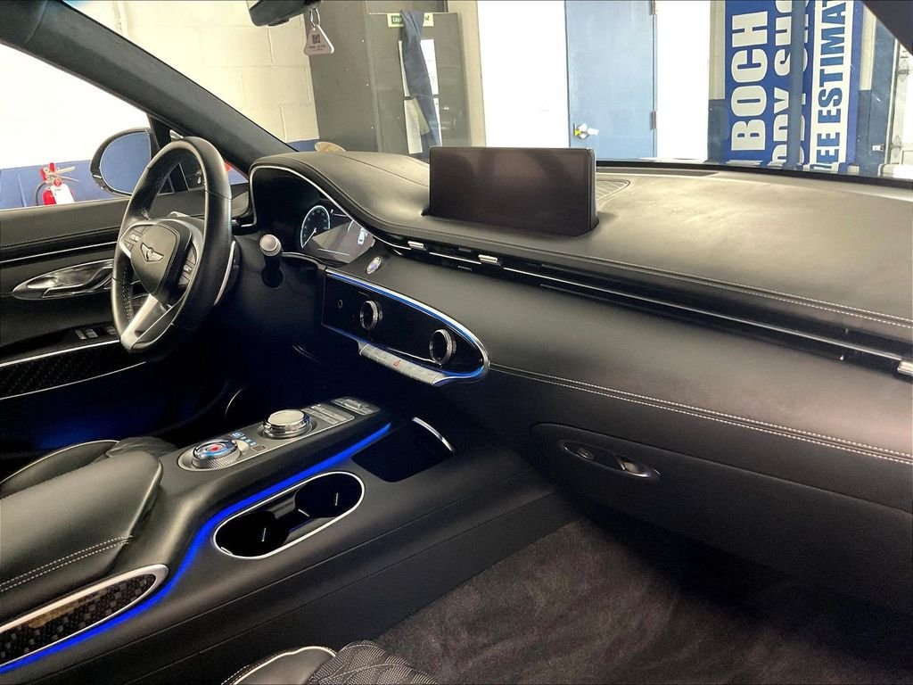 Used 2023 Genesis GV70 3.5T Sport w/ Sport Prestige Package AWD/4WD image 14