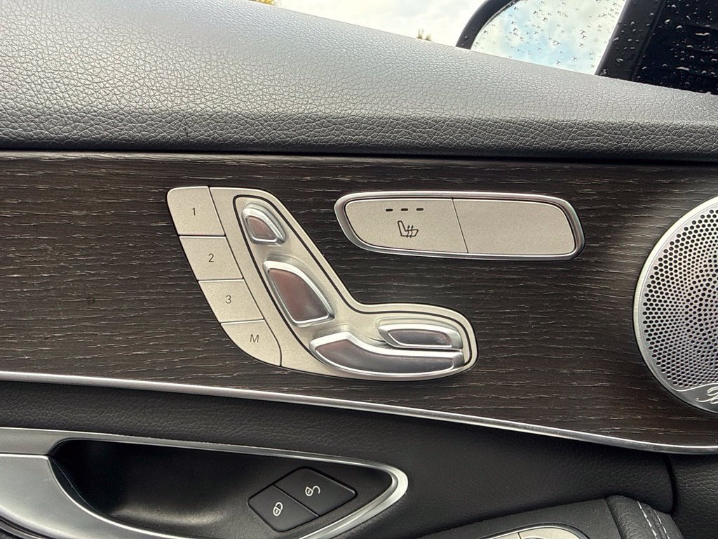 Used 2020 Mercedes-Benz C 300 4MATIC Sedan image 20