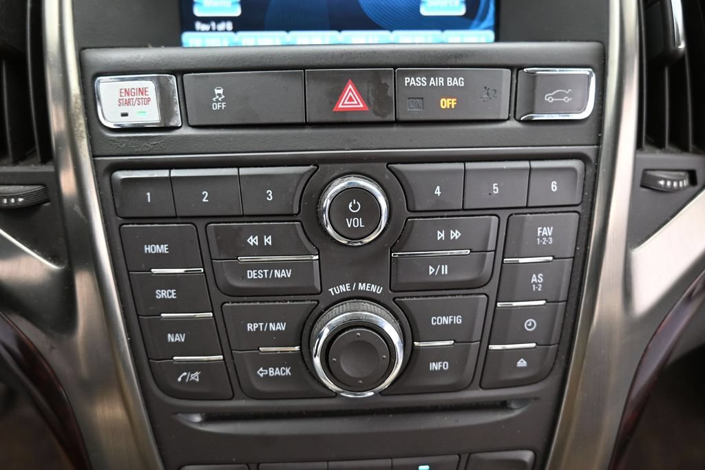 Used 2013 Buick Verano Leather FWD image 17