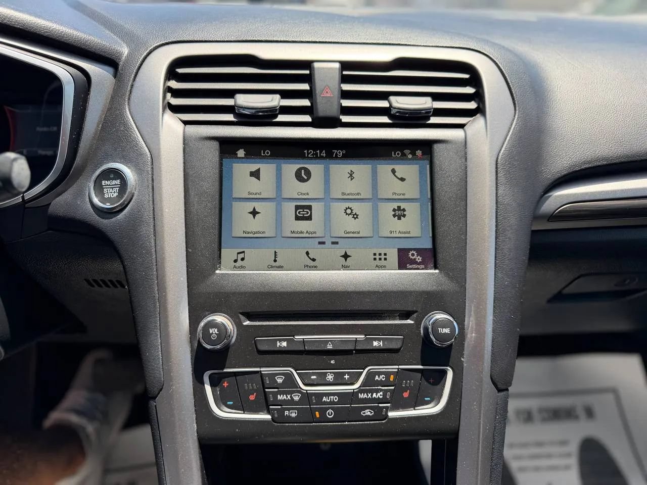 Used 2018 Ford Fusion Energi SE FWD image 42