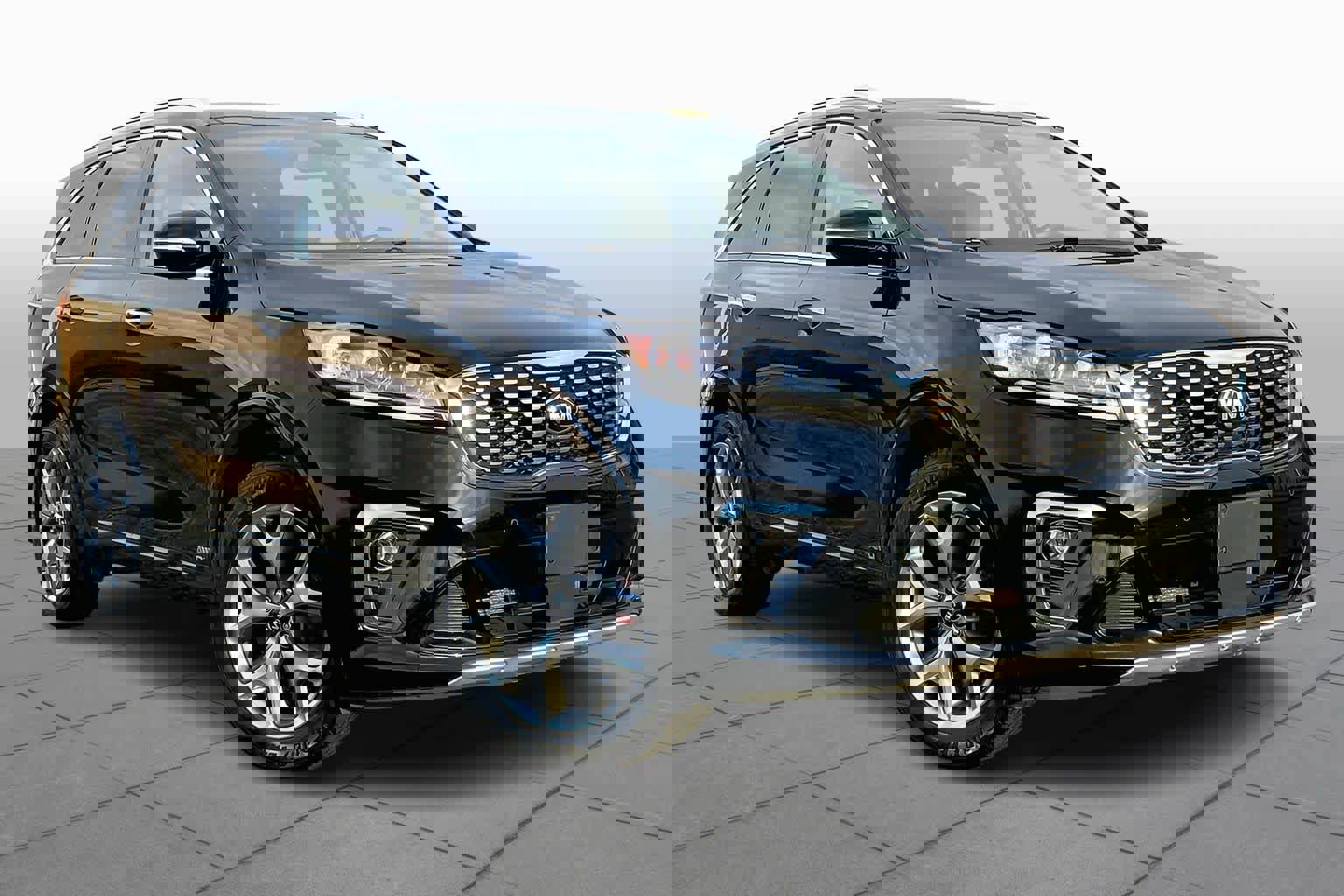 Used 2019 Kia Sorento SX image 3