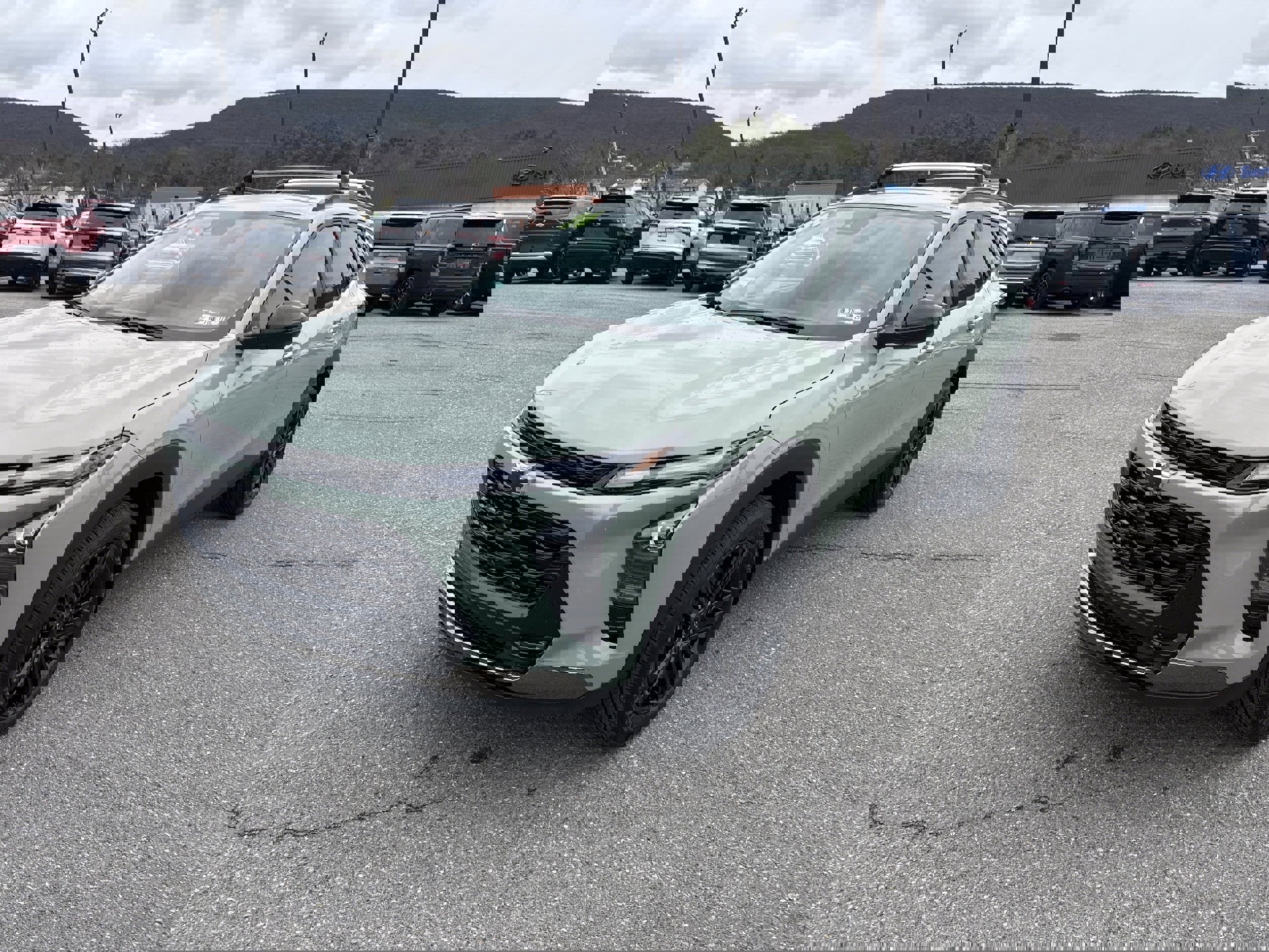 New 2026 Chevrolet Trax ACTIV w/ Driver Confidence Package image 8