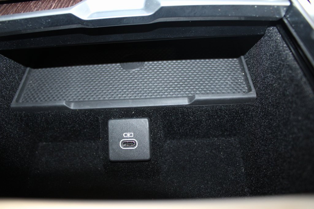 Used 2024 Land Rover Range Rover SE image 29