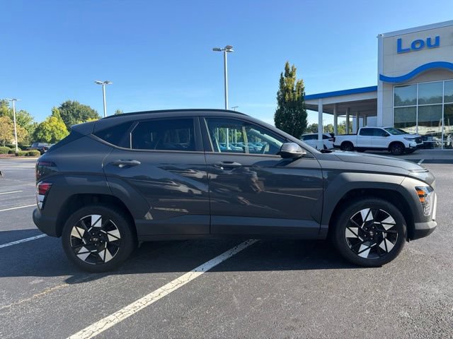 Used 2024 Hyundai Kona SEL AWD/4WD image 5