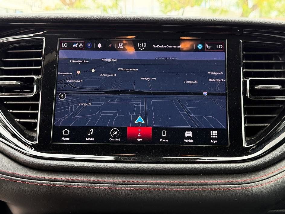 Used 2024 Dodge Durango GT image 28