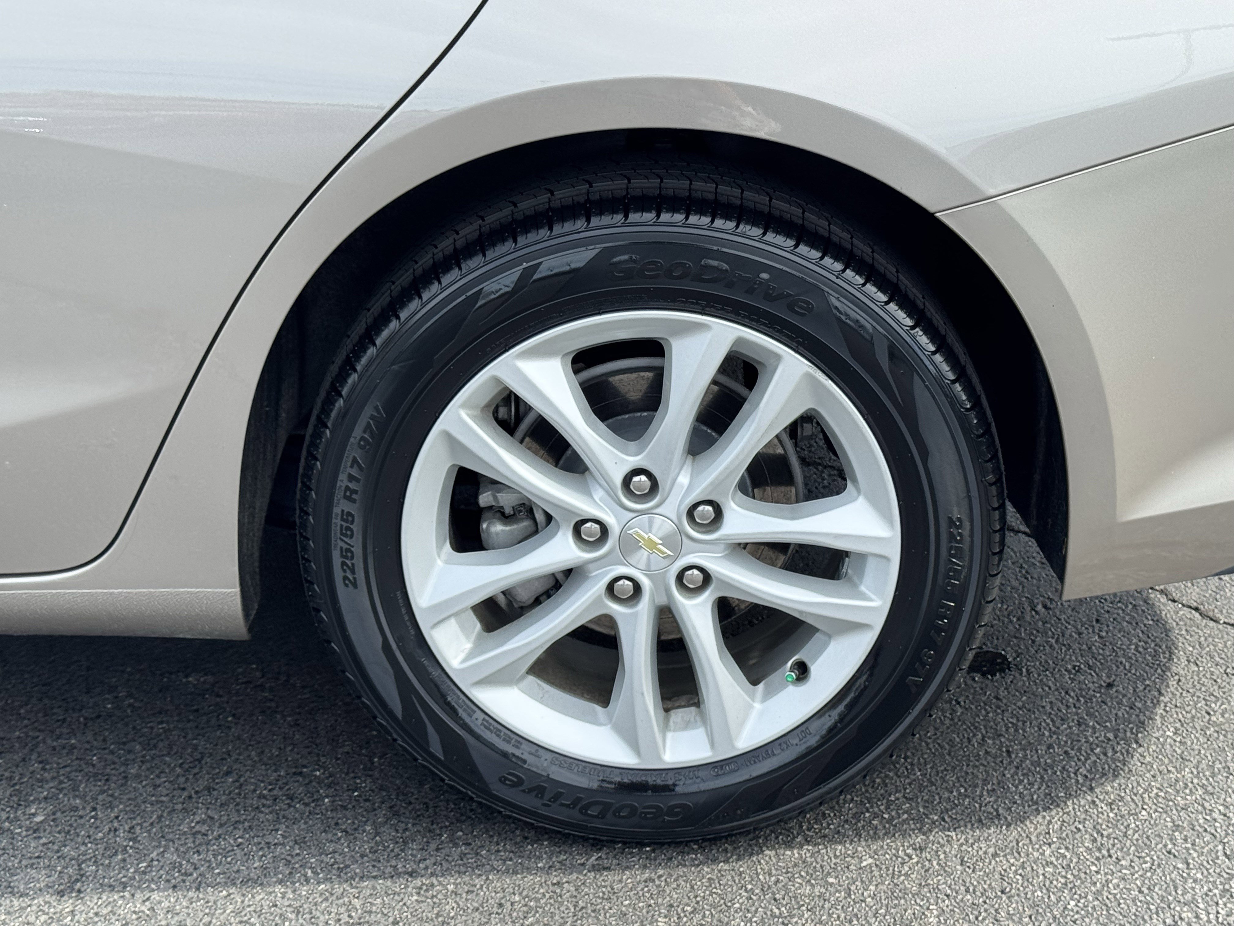 Used 2023 Chevrolet Malibu RS w/ Driver Confidence Package image 39