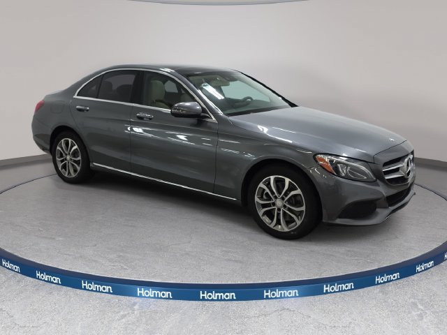 Used 2017 Mercedes-Benz C 300 4MATIC Sedan image 4