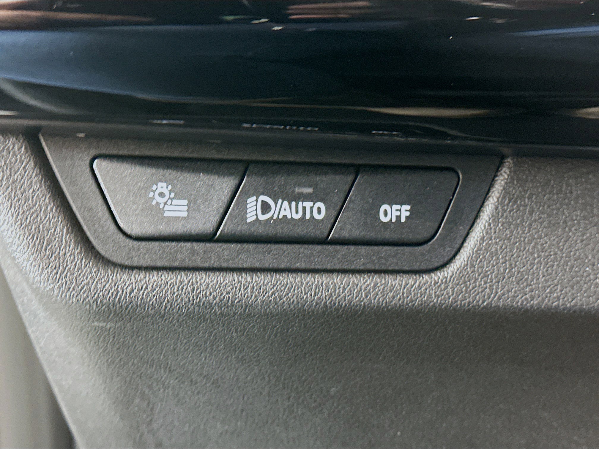 Used 2025 BMW X1 xDrive28i image 17