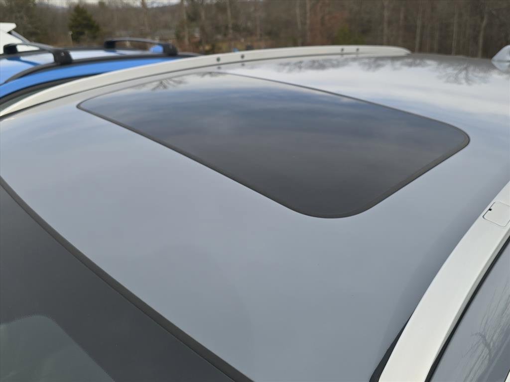 Used 2020 Honda CR-V Touring image 7