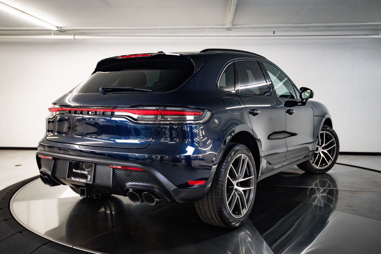 Certified 2023 Porsche Macan AWD/4WD image 7