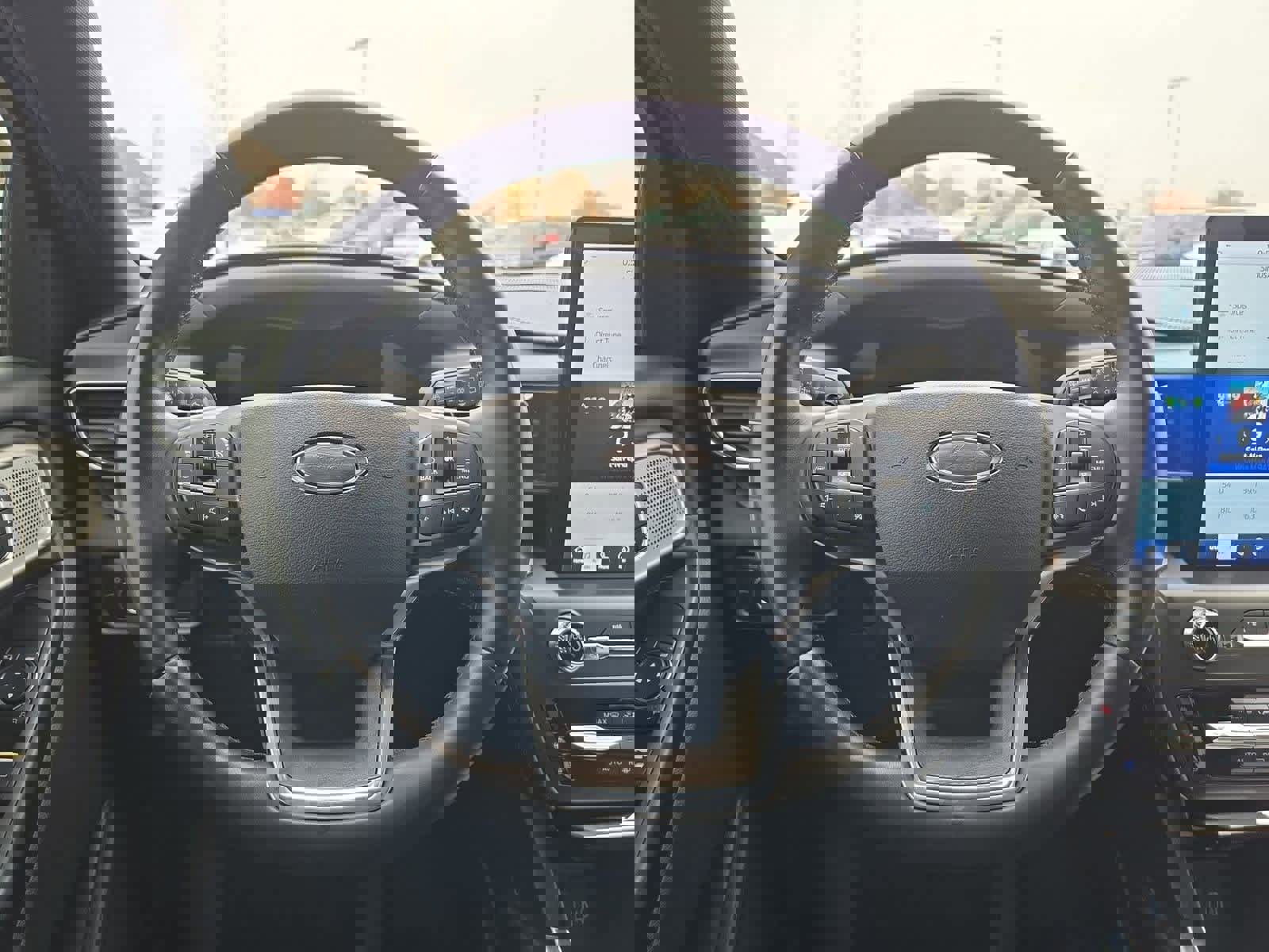 Used 2020 Ford Explorer Platinum w/ Premium Technology Package image 24