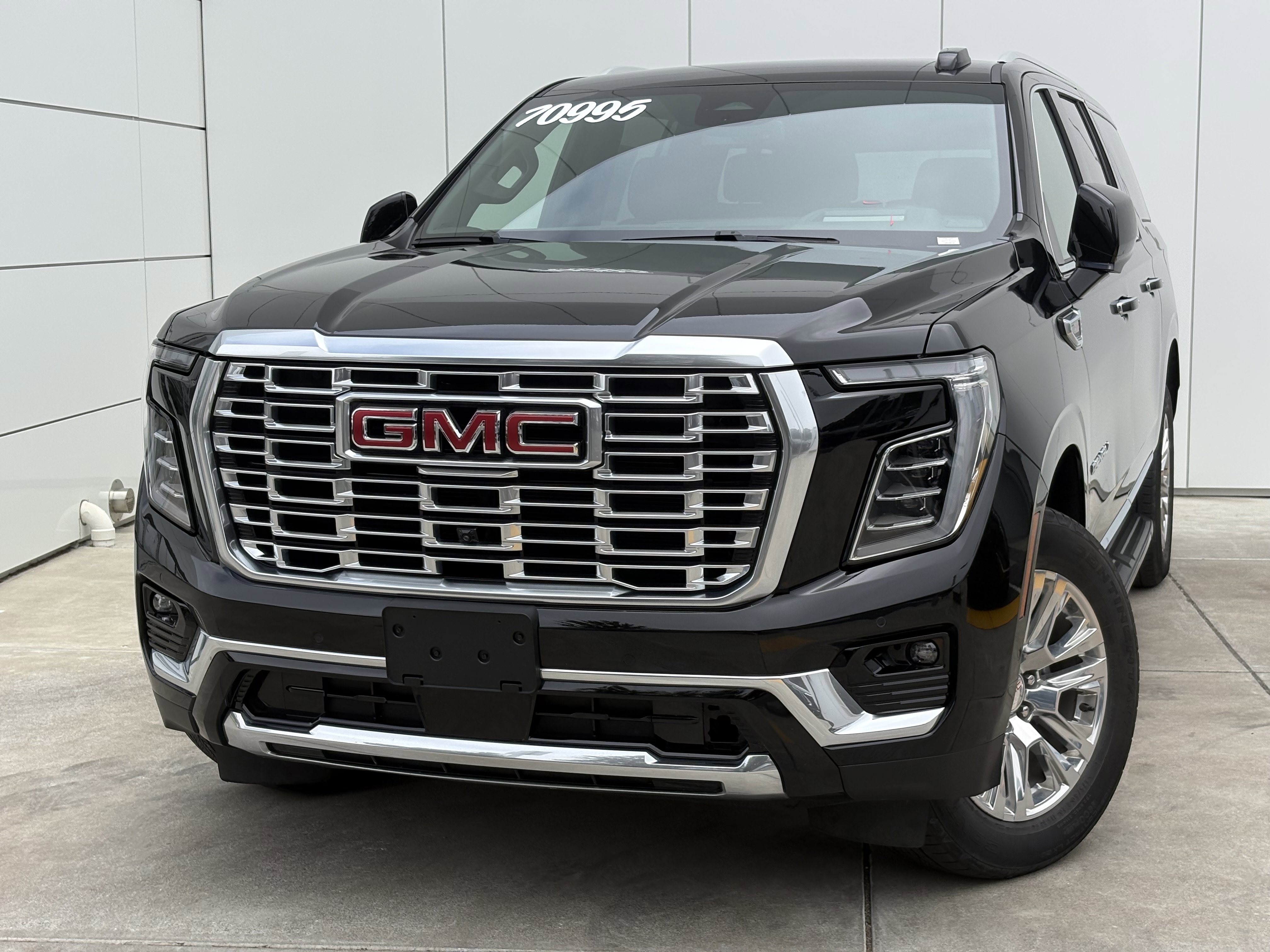 Used 2025 GMC Yukon XL Denali