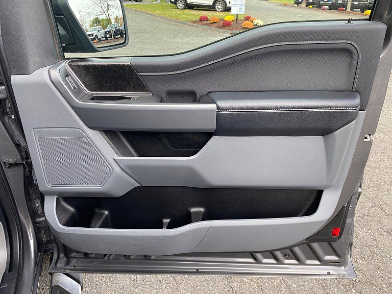 Certified 2022 Ford F150 XLT w/ Equipment Group 302A High image 31