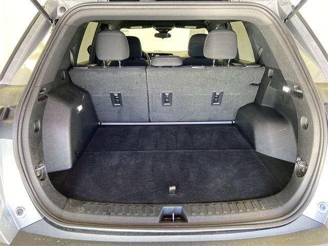 Used 2026 Chevrolet Equinox LT image 32