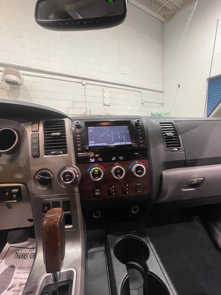 Used 2013 Toyota Tundra Platinum image 23