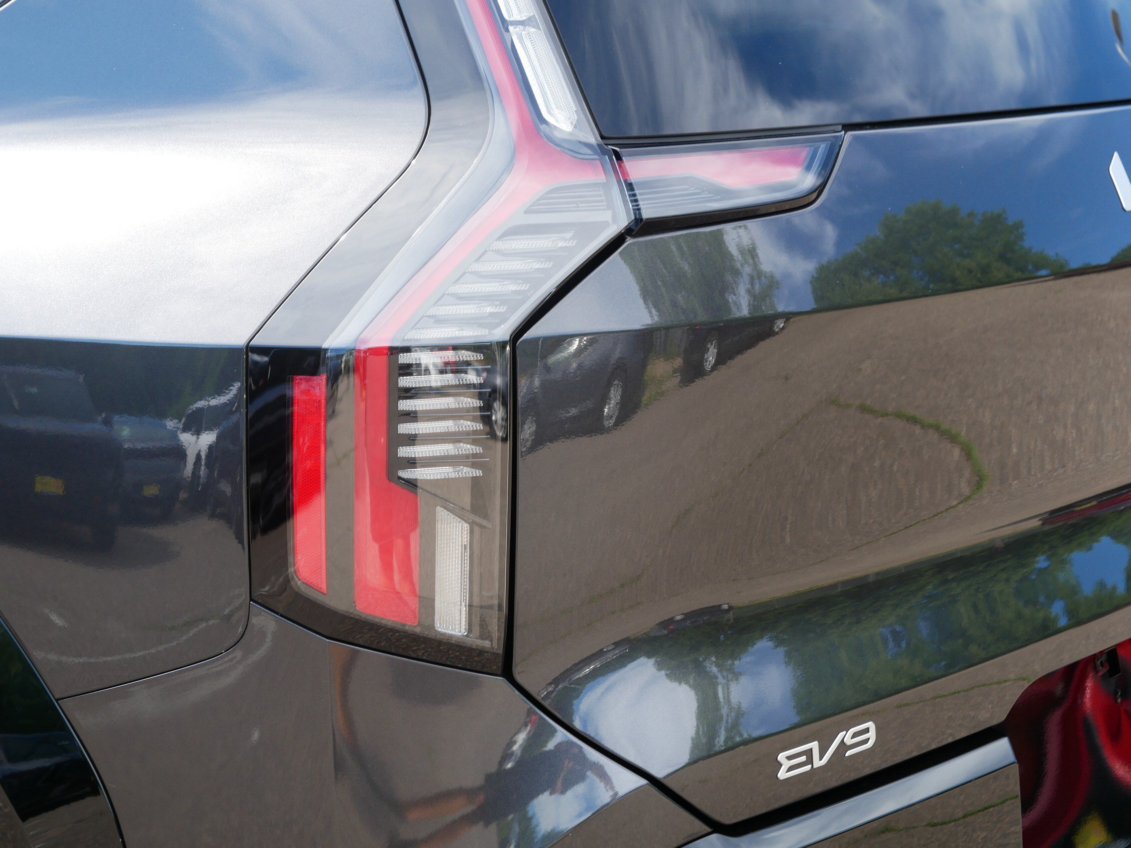 Certified 2024 Kia EV9 GT-Line AWD/4WD image 17