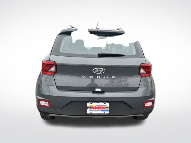 New 2026 Hyundai Venue SEL FWD image 4