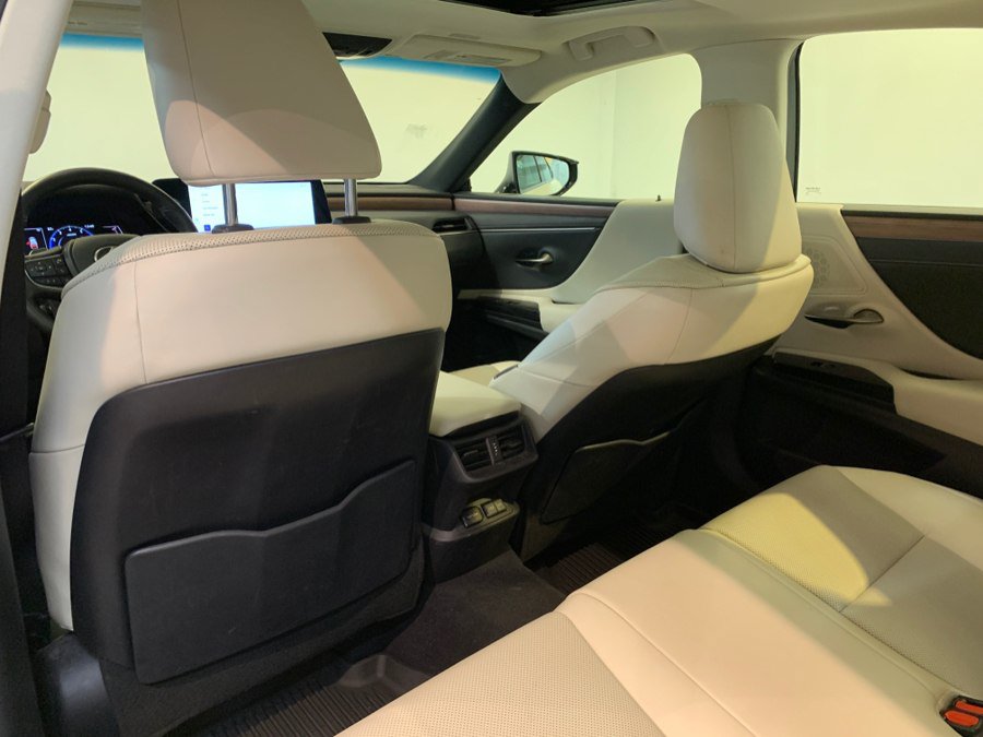 Used 2023 Lexus ES 350 w/ Premium Package FWD image 42