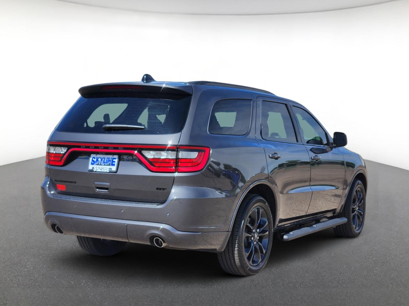 Used 2025 Dodge Durango GT w/ Blacktop Package RWD image 3