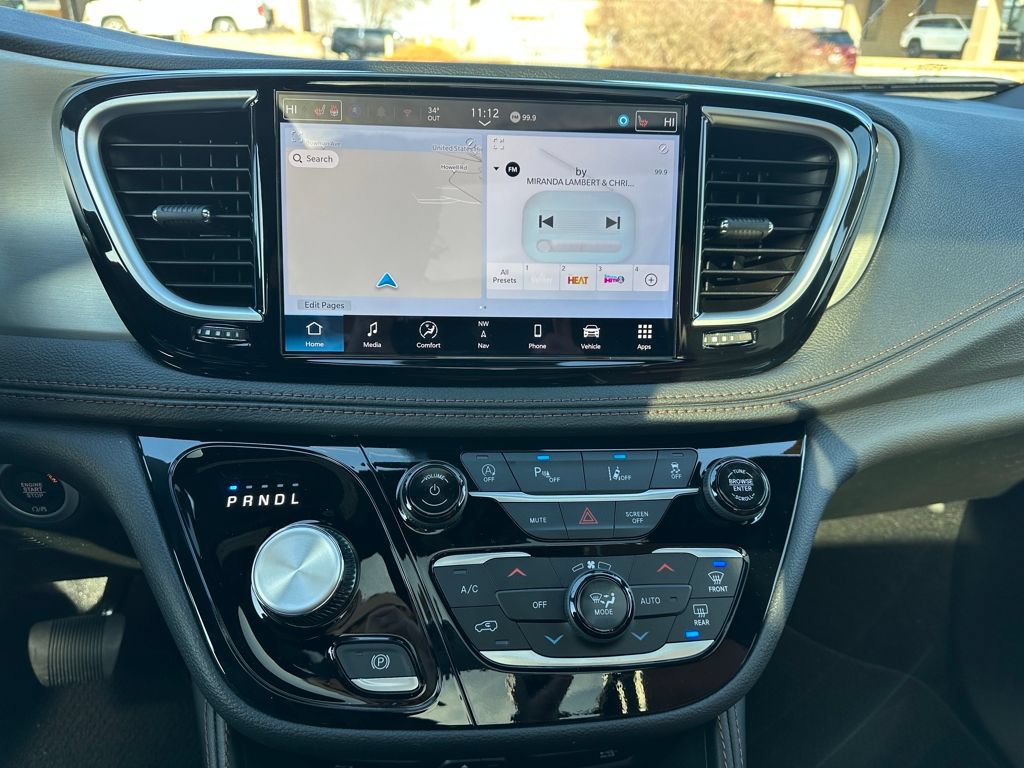 New 2026 Chrysler Pacifica Pinnacle AWD/4WD image 33