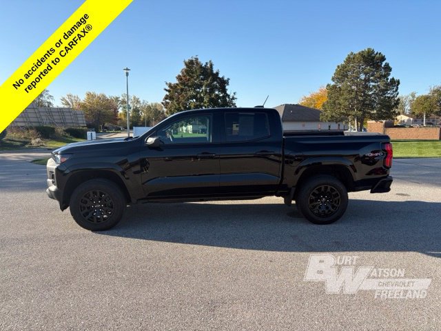 Used 2025 Chevrolet Colorado W/T w/ WT Custom Package AWD/4WD image 3