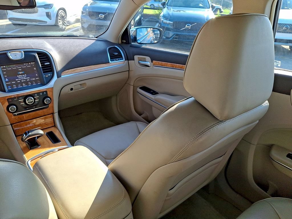 Used 2013 Chrysler 300 C w/ Light Group RWD image 11