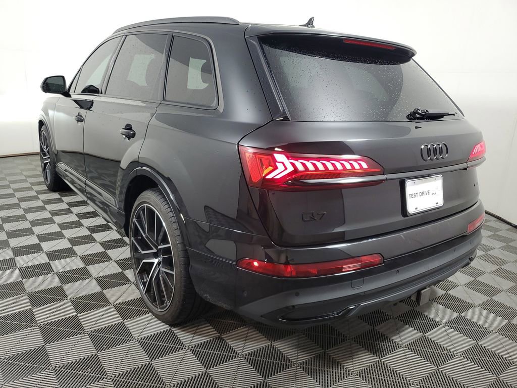 Used 2023 Audi Q7 3.0T Prestige w/ Prestige Package AWD/4WD image 4