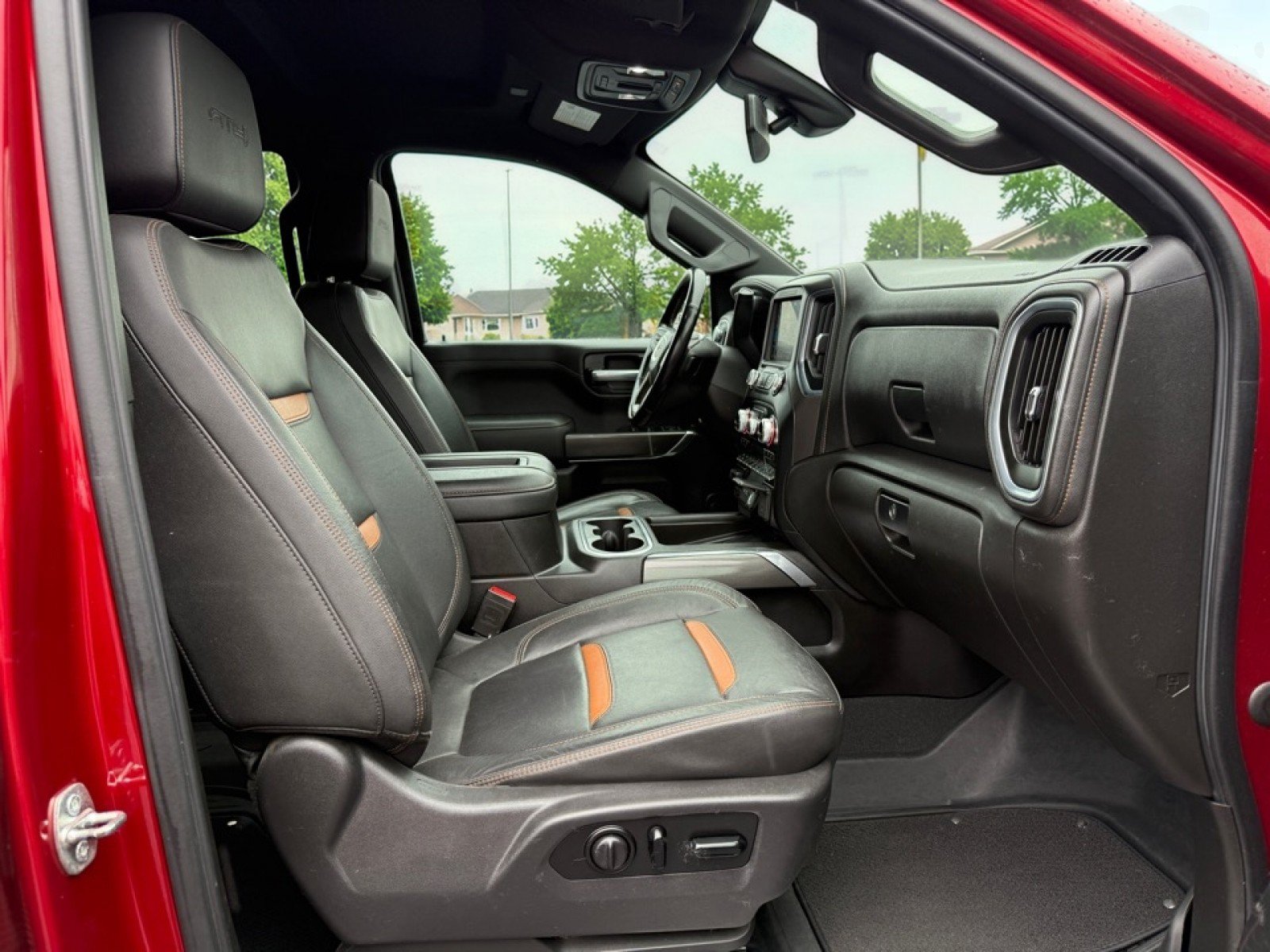Used 2021 GMC Sierra 1500 AT4 w/ AT4 Preferred Package AWD/4WD image 22