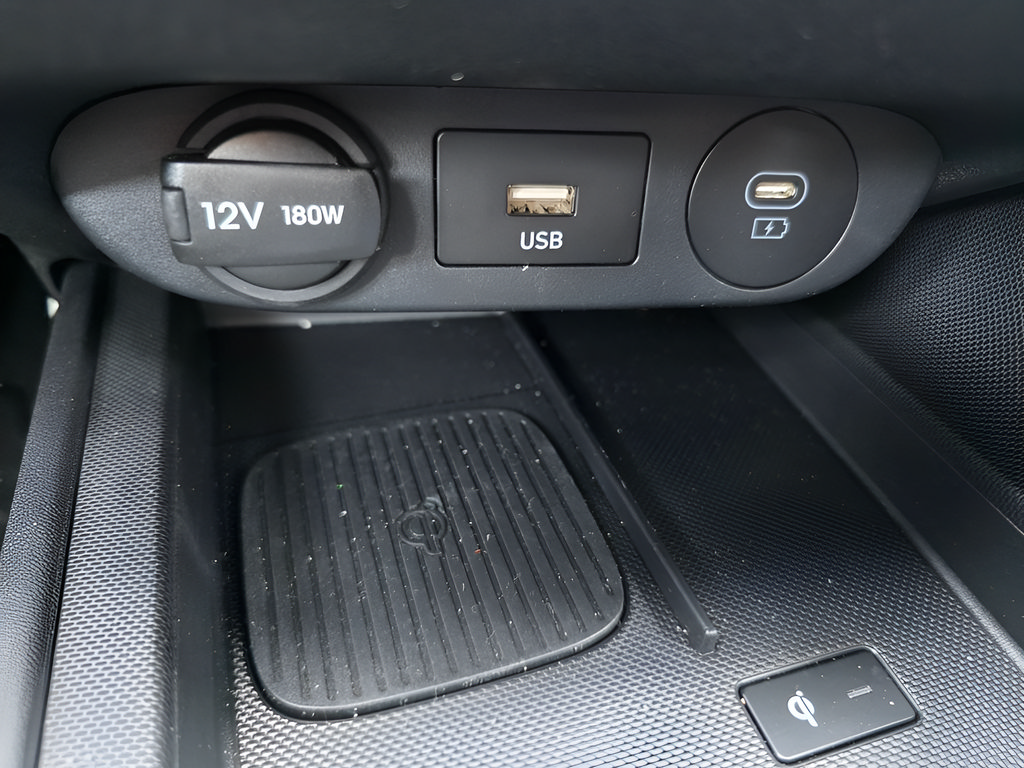 New 2026 Hyundai Elantra Sport FWD image 21