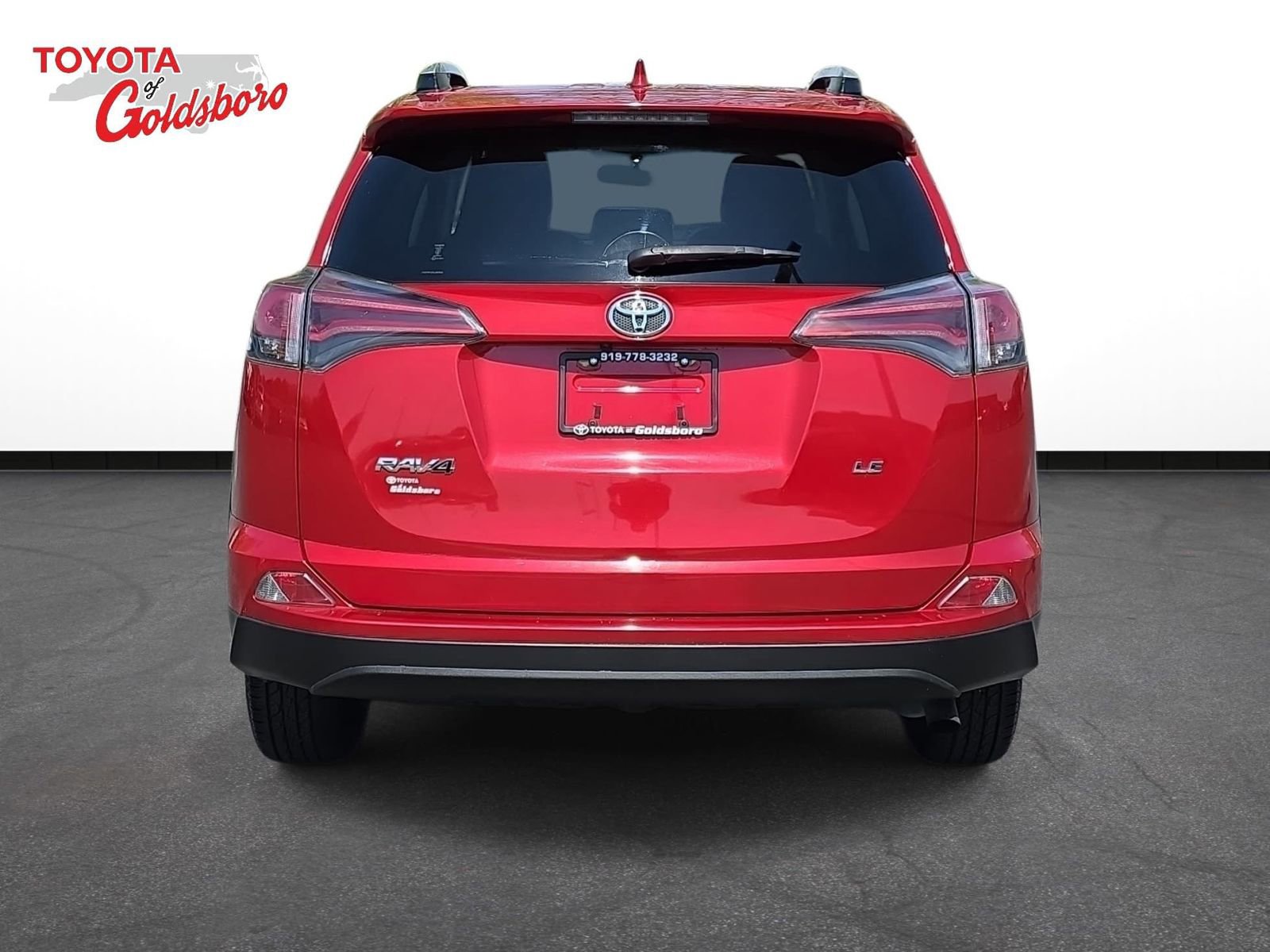 Used 2016 Toyota RAV4 LE image 6