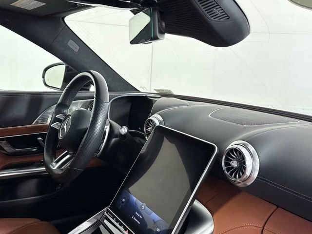 Used 2022 Mercedes-Benz SL 63 AMG 4MATIC image 21