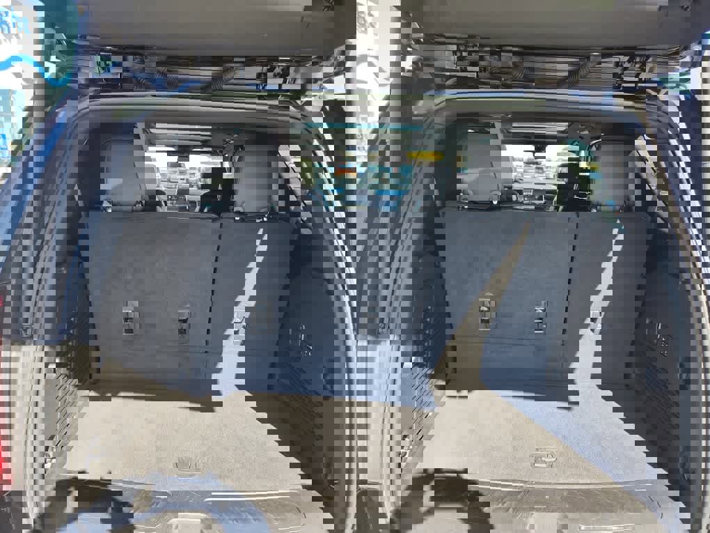 Used 2022 GMC Yukon SLT w/ SLT Luxury Package image 12