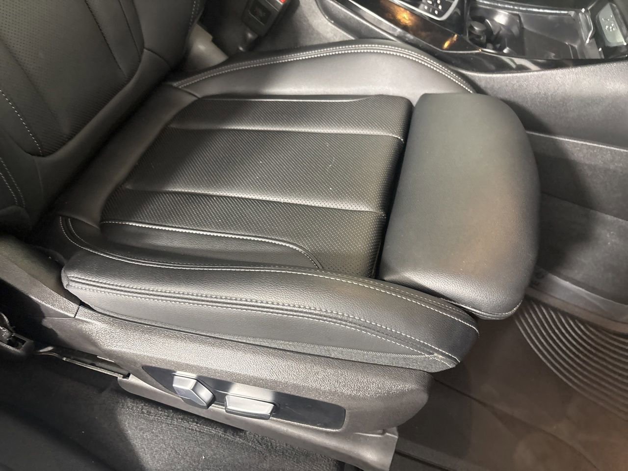 Used 2023 BMW X3 xDrive30i w/ Premium Package AWD/4WD image 29