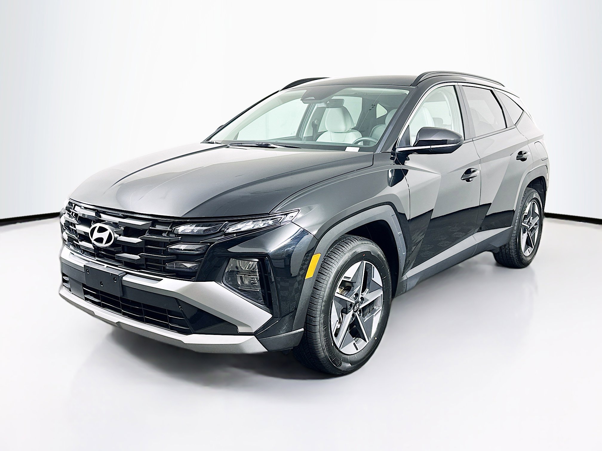 Used 2025 Hyundai Tucson SEL image 3