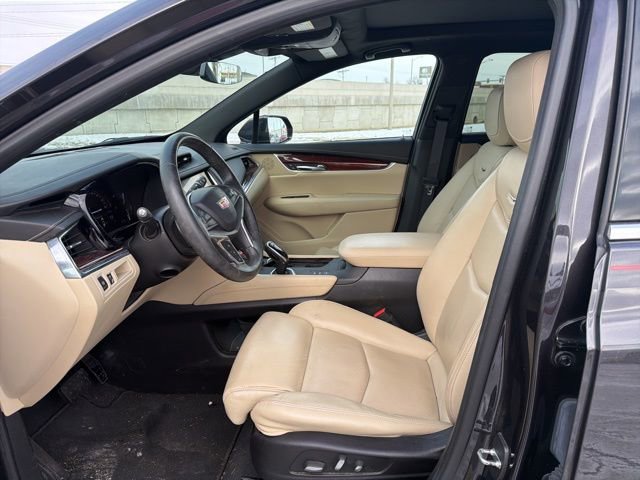 Used 2017 Cadillac XT5 Premium Luxury image 6