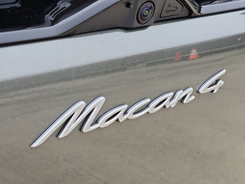 New 2026 Porsche Macan 4 Electric AWD/4WD image 25