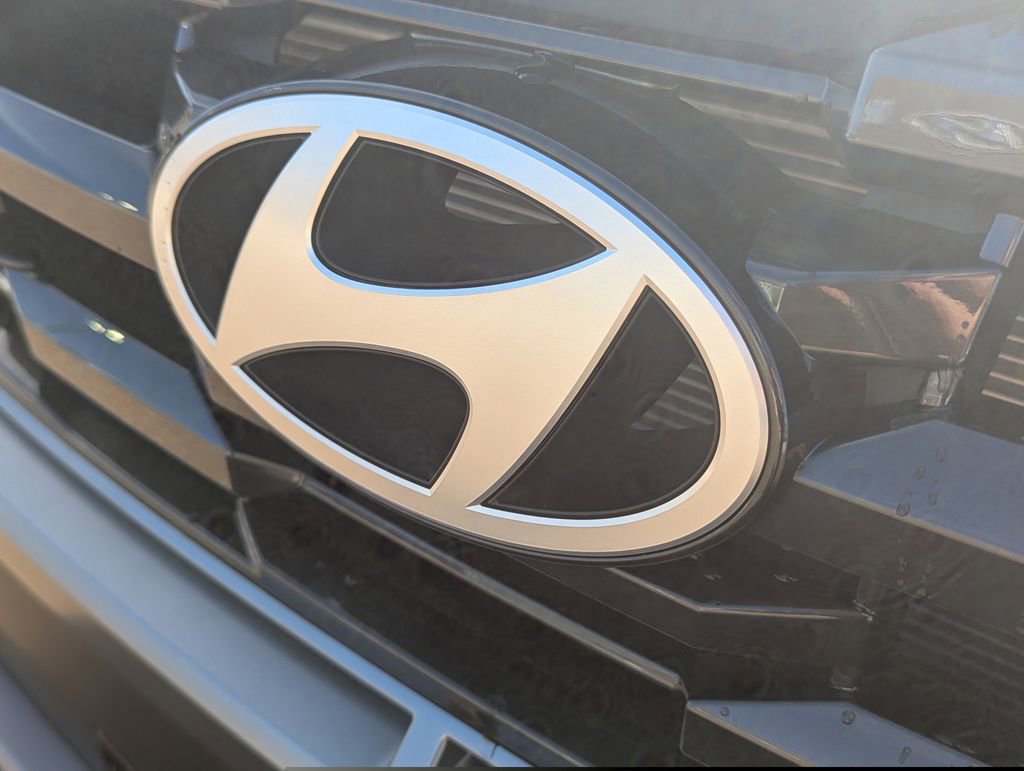 Certified 2026 Hyundai Tucson SE image 26