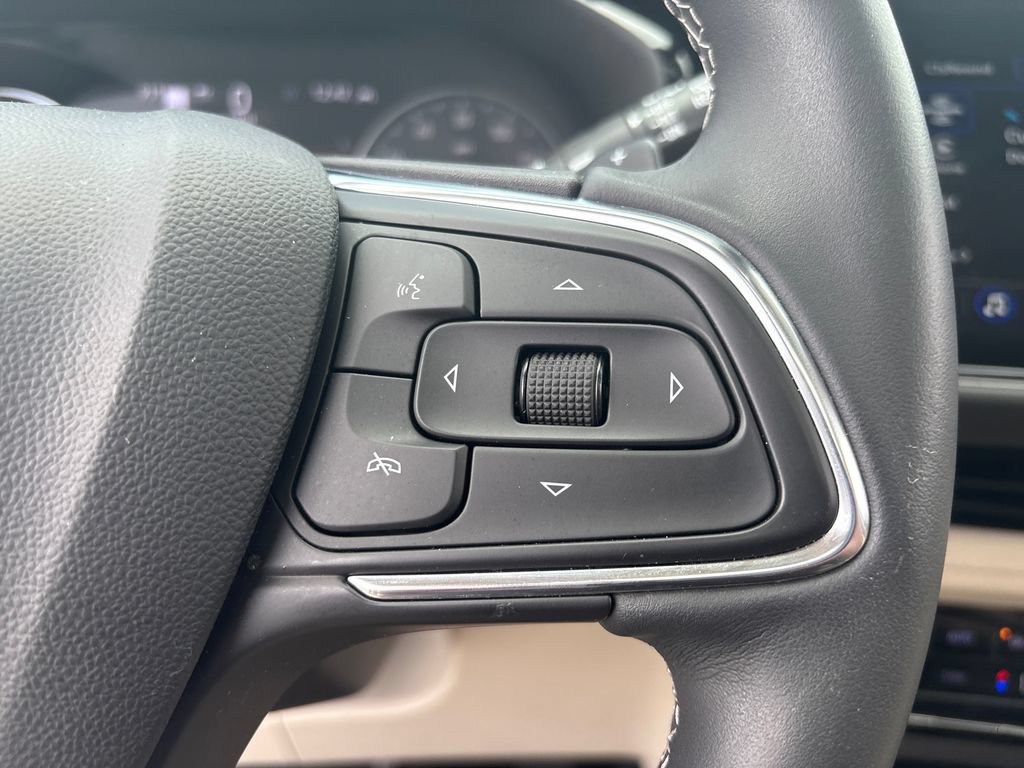 Used 2023 Buick Envision Avenir FWD image 15