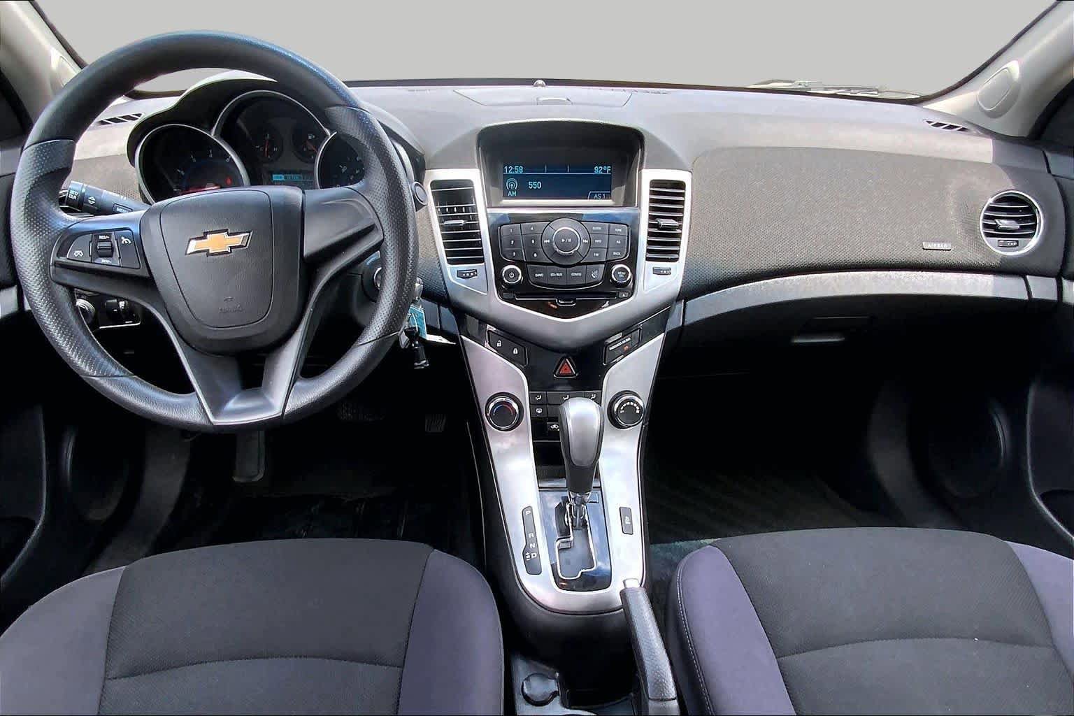 Used 2013 Chevrolet Cruze LT FWD image 15