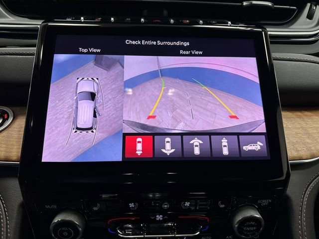 Used 2025 Jeep Grand Cherokee Summit w/ Obsidian Package image 11