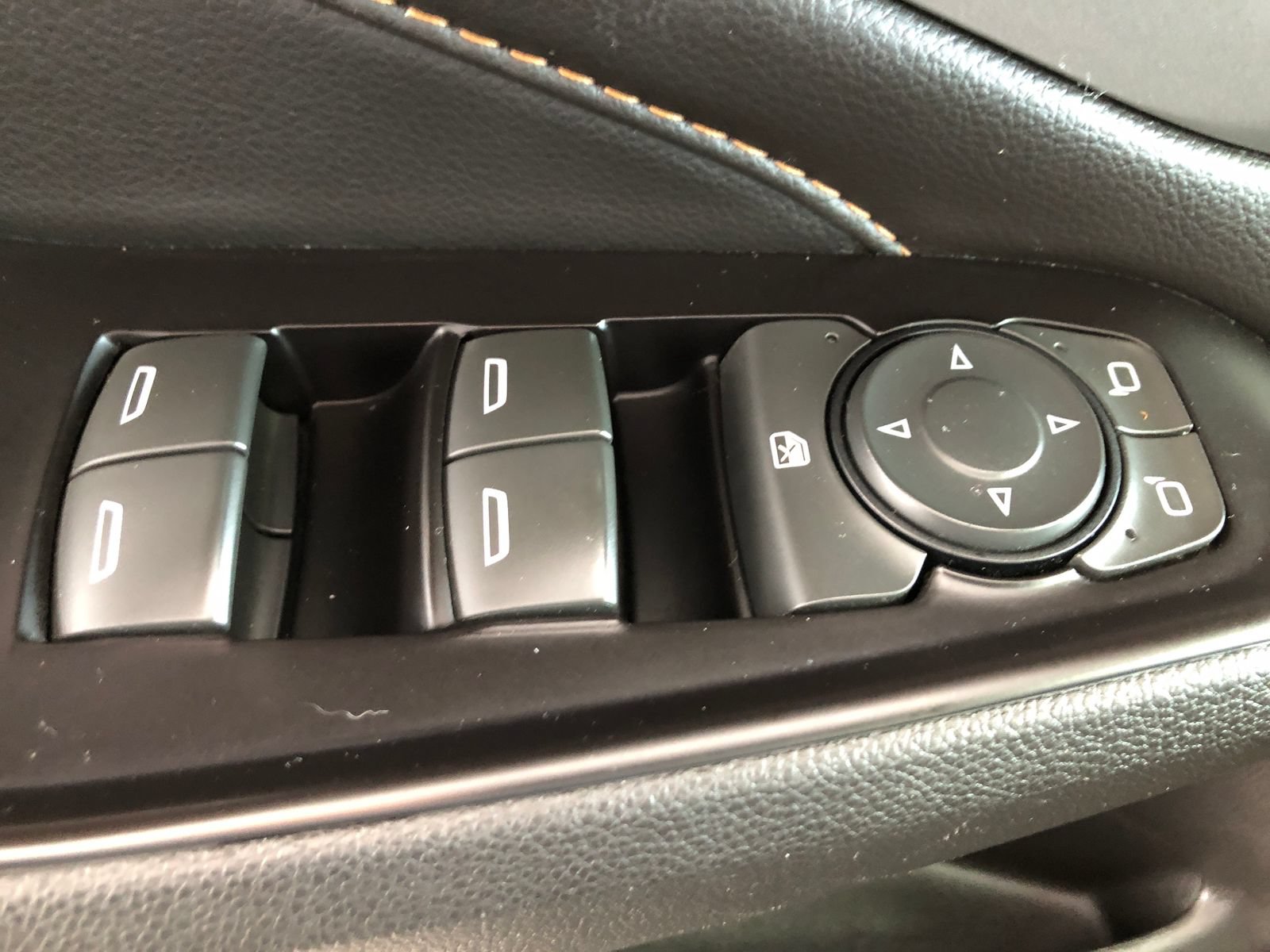 Used 2018 Chevrolet Traverse LS FWD image 36