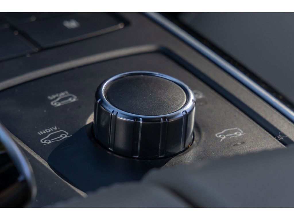 Used 2017 Mercedes-Benz GLS 450 4MATIC w/ Premium Package image 28