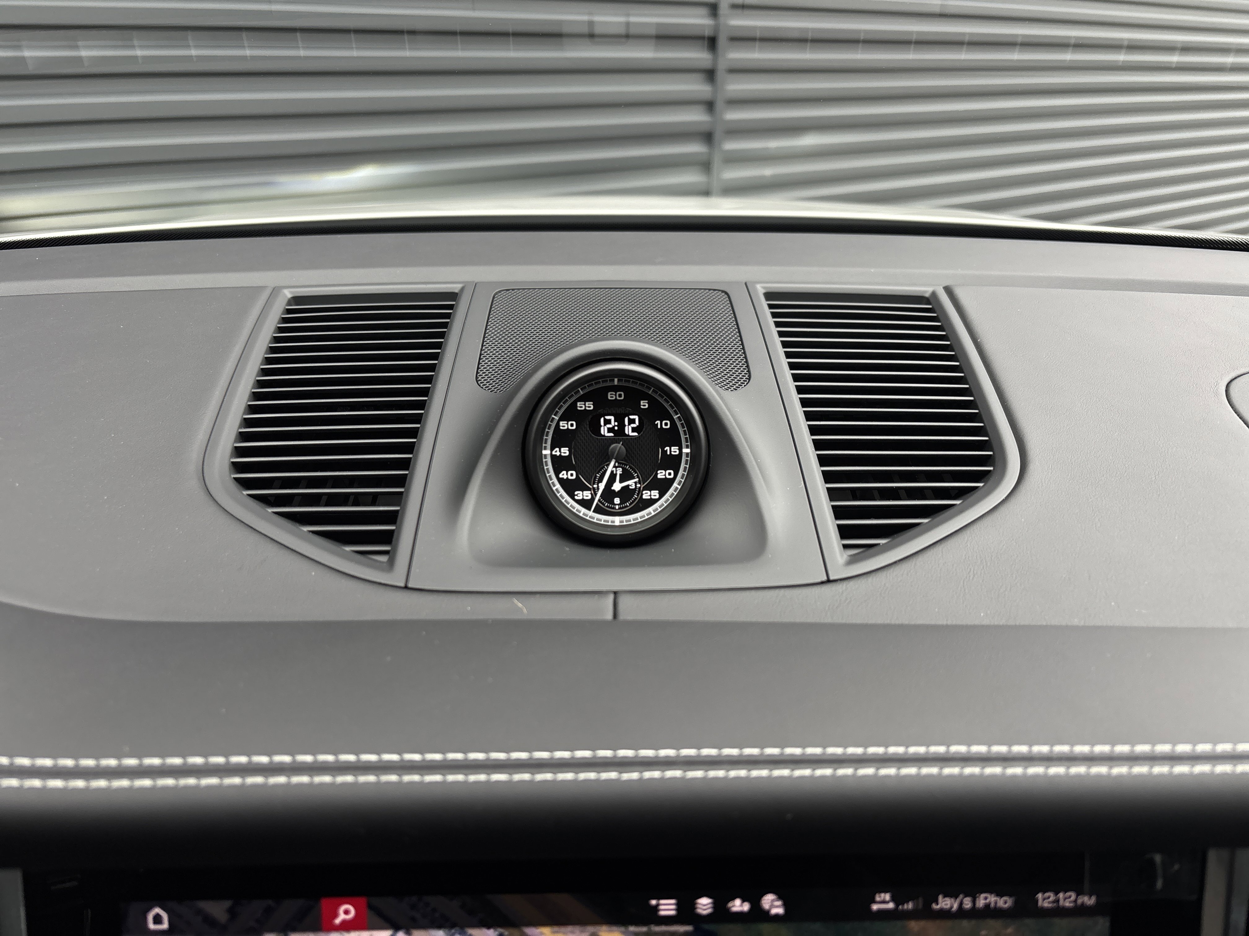New 2026 Porsche Macan image 26