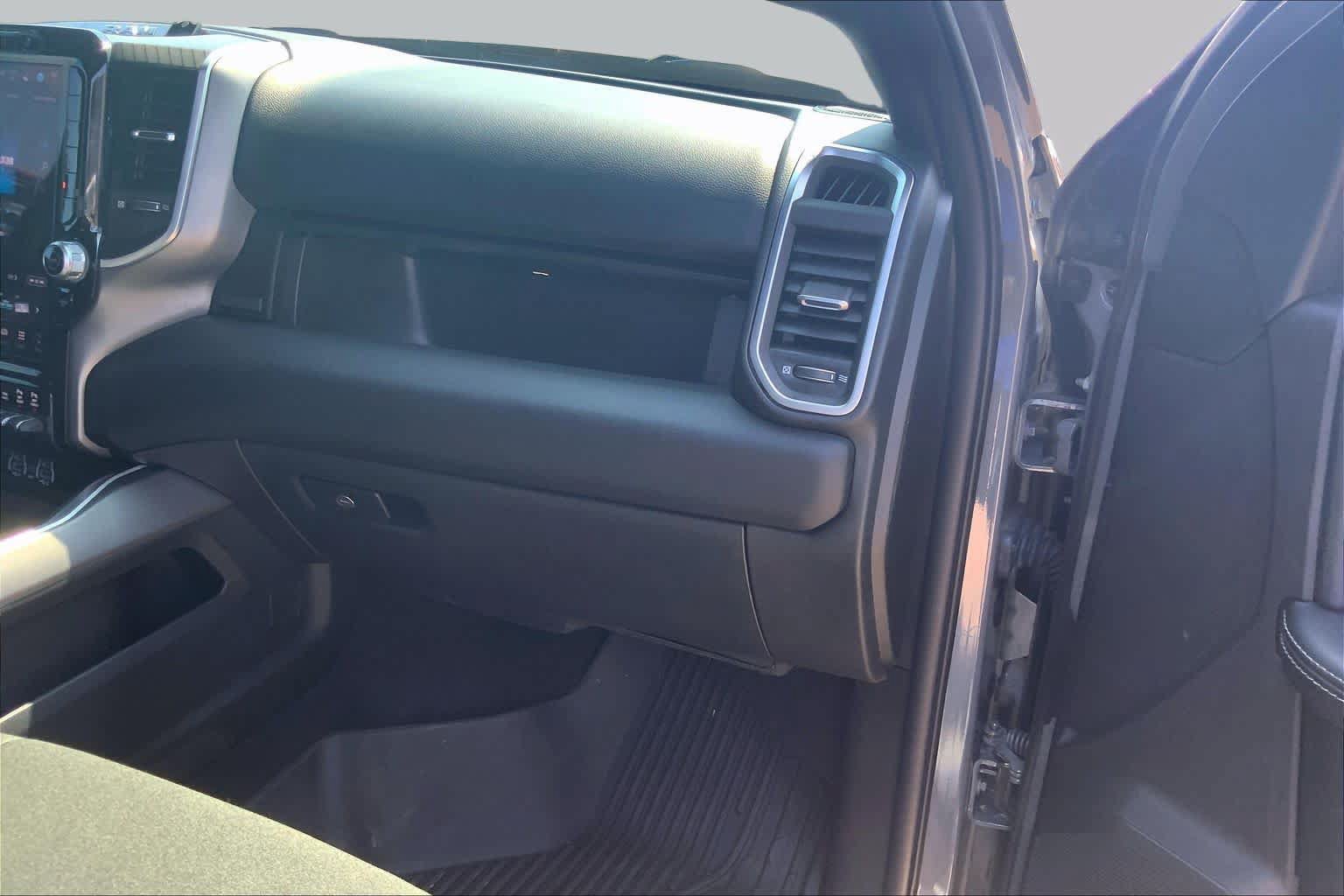 Used 2026 RAM 3500 Lone Star AWD/4WD image 19