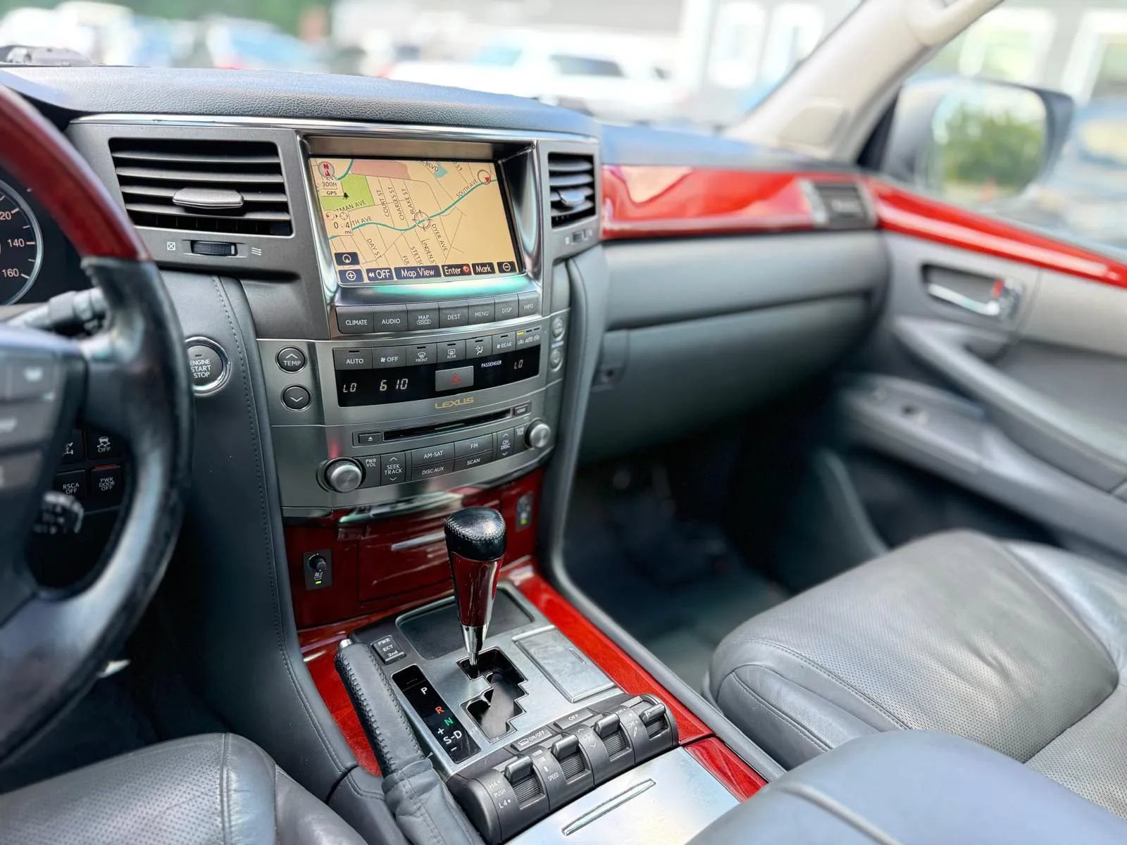 Used 2008 Lexus LX 570 4WD image 21