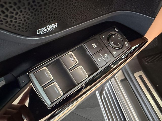 Certified 2024 Lexus LX 600 4WD w/ Interior Upgrade Package image 9