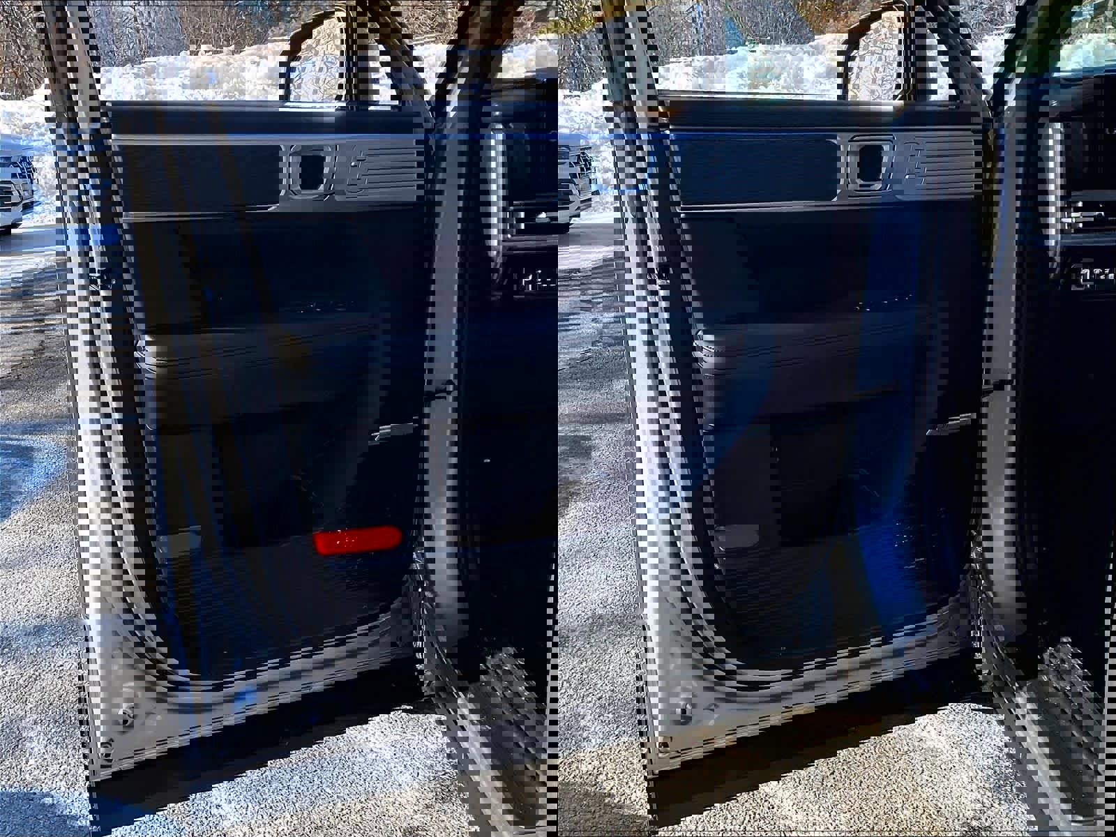 Used 2025 Hyundai Santa Fe Limited image 9