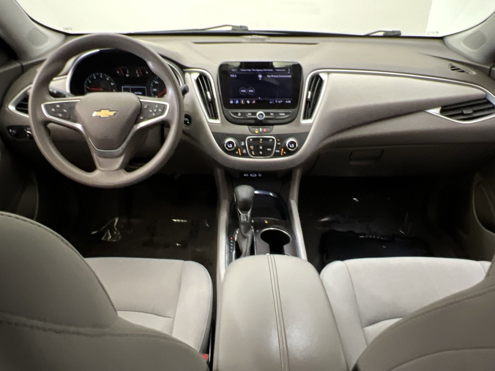 Used 2022 Chevrolet Malibu LT FWD image 22