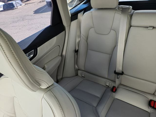 New 2026 Volvo XC60 T8 Ultra w/ Climate Package image 13